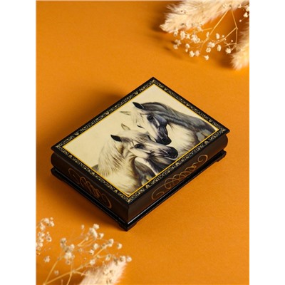 Шкатулка для украшений «Пара белых лошадей», 10×14 см, лаковая миниатюра