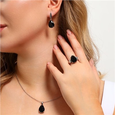 Комплект ювелирной бижутерии серьги, кулон и кольцо 20 р, покрытие: посеребрение, вставка: фианит, цвет: черный, арт.213.898-20