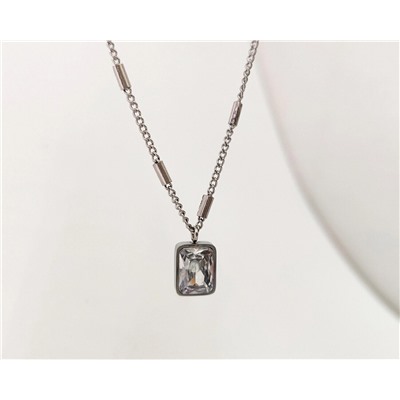 Кулон из стали  на цепочке