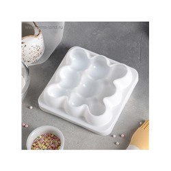 Форма для муссовых десертов и выпечки Доляна «Сладкие шарики», силикон, 14.8×4.1 см (внутренний размер 12.5×12.5 см), белая