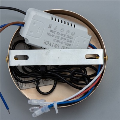 Светильник BayerLux «Джасо» 1хLED 20 Вт золото 12×12×37 см