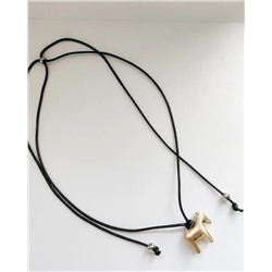 Подвеска на шнурке