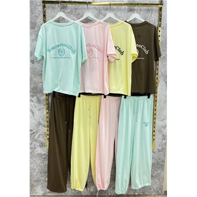 Спортивный костюм #22915261