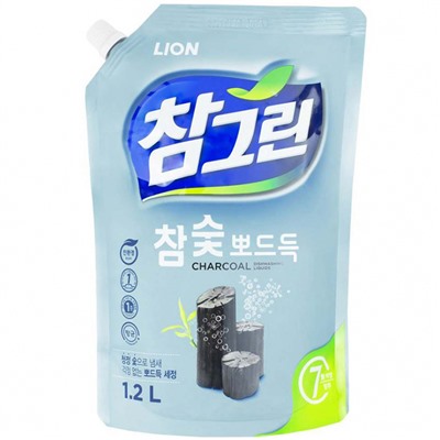 LION CHARM Green Средство для мытья посуды, овощей и фруктов (Древесный уголь) 1200 г