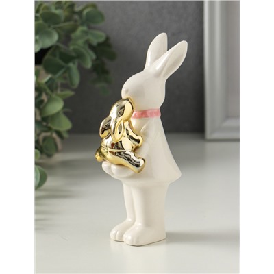 Фигурка керамика «Зайка белая с золотым зайчонком», 6.5×4.5×13.5 см