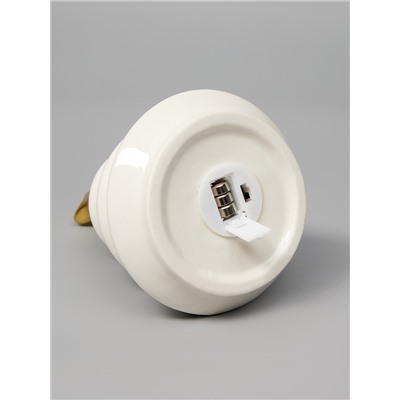 Светодиодная фигура «Ёлка с золотой звездой», 17.5×11×11 см, 1 LED, керамика, от батареек LR44×3, тёплый белый свет