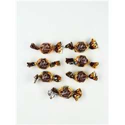 Подарочный набор новогодний «Волшебных моментов в новом году»: чай, арахис, конфеты, крем-мёд