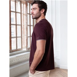 Футболка с V-вырезом из премиального хлопка с эластаном