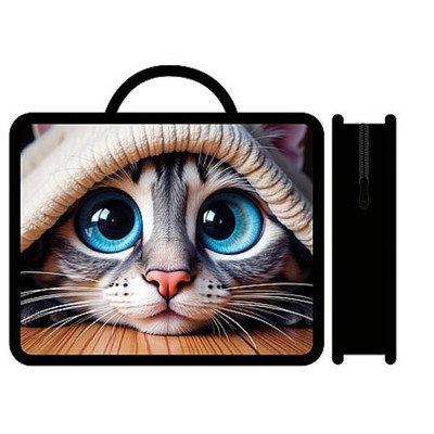 Папка пластиковая А4 на молнии с ручками 33х26х7,5 см ПМ-А4-26 "ГОЛУБОГЛАЗЫЙ КОТ 2026" Пчелка