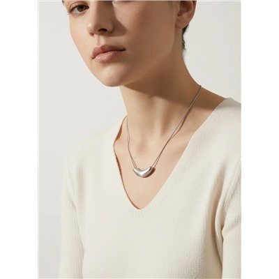 Кулон на цепочке