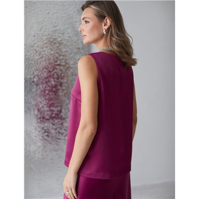 Элегантный топ с V вырезом из струящегося сатина