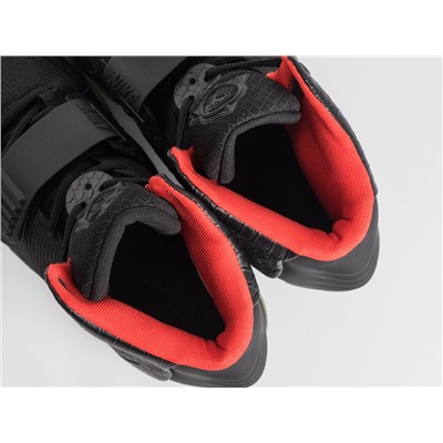 Кроссовки Nike Air Yeezy 2
