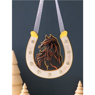 Подкова-оберег «Лошадь гнедая», панно на стену, 10.5×10.5×0.05 см, эмаль, стразы