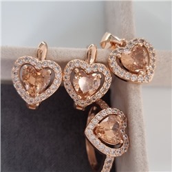 Комплект в форме сердца ювелирная бижутерия коллекция  "Дубай" серьги, кулон и кольцо 17 р, покрытие: позолота, вставка: фианиты, цвет: прозрачный и песочный, арт.213.772-17