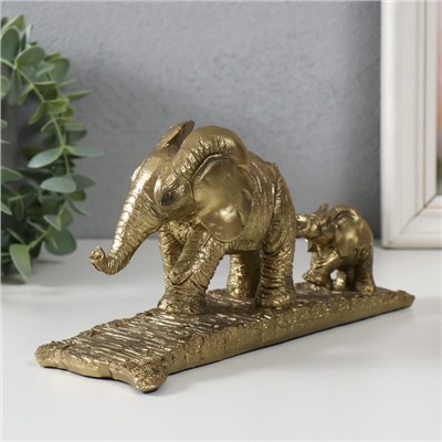 Фигурка полистоун «Слониха со слонёнком на прогулке», 21×8×10.8 см