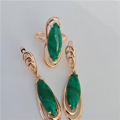Комплект ювелирной бижутерии коллекция "Дубай" серьги и кольцо 17 р, покрытие позолота, вставка: искусственный камень изумрудного цвета, арт.314.793-17