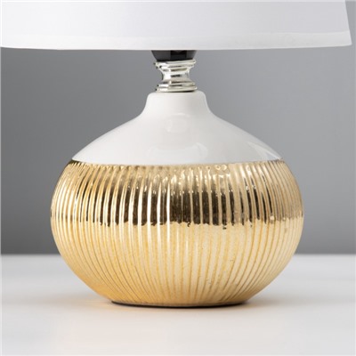 Настольная лампа с абажуром RISALUX «Брон», Е14, 40 Вт, бело-золотой, 18×18×27 см