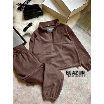 Спортивный костюм #23027857