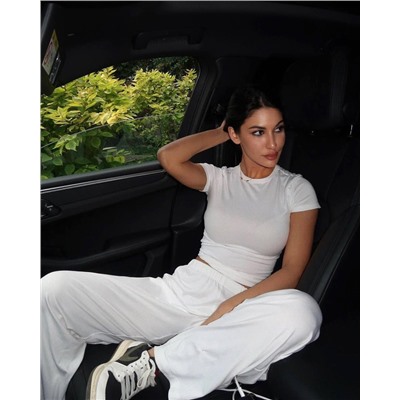 Спортивный костюм #22988198