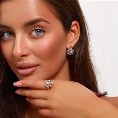 Комплект ювелирная бижутерия коллекция  "Дубай" серьги и кольцо 18 р, покрытие: позолота, вставка: фианиты, цвет: прозрачный, арт.217.324-18