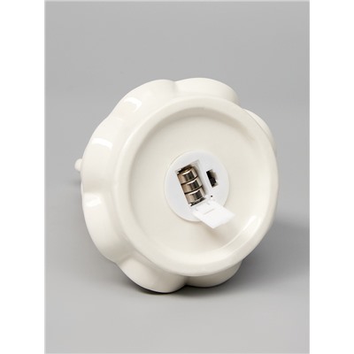 Светодиодная фигура «Ёлочка ажурная», 19.8×10.8×10.8 см, 1 LED, керамика, от батареек LR44×3, тёплый белый свет