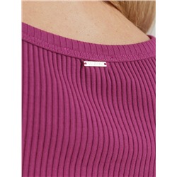 Топ из трикотажа в широкий рубчик