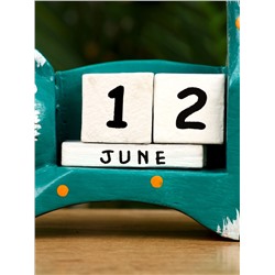 Календарь настольный «Кошка», 14×5.4×10 см, дерево, зелёный