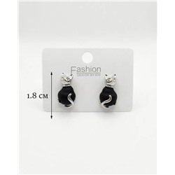 Стильные серьги