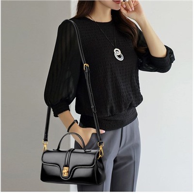 Bags Сумка женская / кожа /  	 0110251