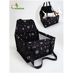 Автокресло для животных 40×30×25 см, чёрное с белыми лапками и косточками