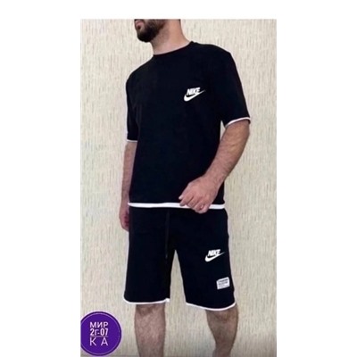 Спортивный костюм #22927613