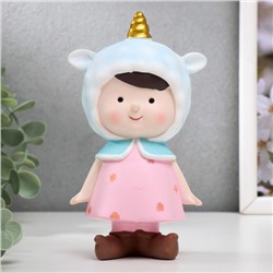 Фигурка полистоун «Малышка в шапочке единорога», 15.5×8.5×5.5 см