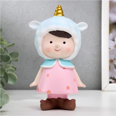 Фигурка полистоун «Малышка в шапочке единорога», 15.5×8.5×5.5 см