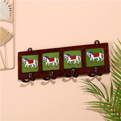 Вешалка «Караван. Лошади», 22×4×12 см, 4 крючка, дерево, МИКС