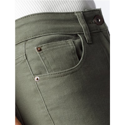 Джинсы из эластичного денима