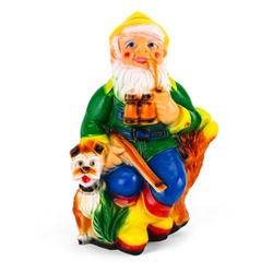 Садовая фигура из гипса «Гном - охотник», 30×40×70 см