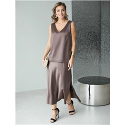 Элегантный топ с V вырезом из струящегося сатина