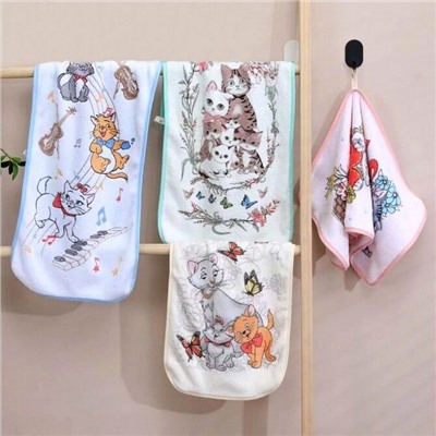 Полотенце из микрофибры "Забавные котята" с атласной каймой 25*50 см.