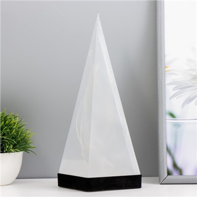 Фигурка светящаяся RISALUX «Звездная пирамида», LED-ночник, RGB, от батареек 3ААА, USB, 9×9×26.5 см