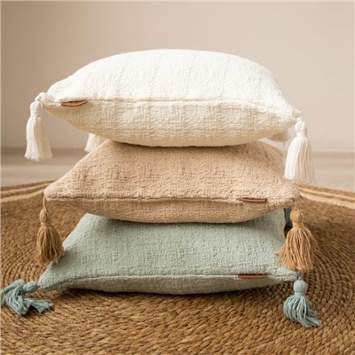 Наволочка декоративная с кисточками SL Home TASSEL, 45×45 см, молочная