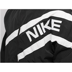 Ветровка Nike