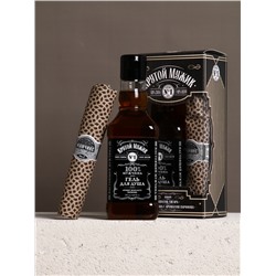 Подарочный набор новогодний «Крутому мужчине»: гель для душа во флаконе виски 250 мл, аромат мужского парфюма, платок в форме сигары