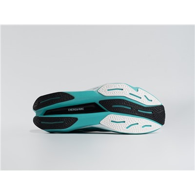 Кроссовки New Balance FuelCell Rebel V4