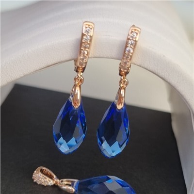 Комплект ювелирной бижутерии коллекция "Дубай" серьги и кулон, покрытие позолота, вставка: искусственный кристалл под Сваровски, цвет: синий, арт.314.830