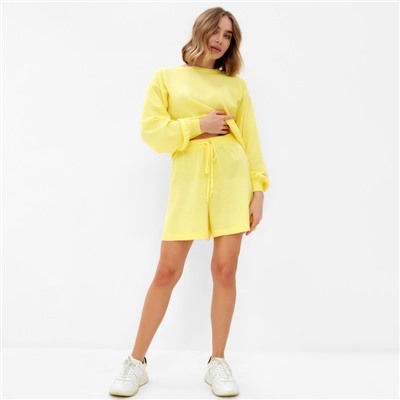 Костюм женский (джемпер, шорты) MINAKU: Casual Collection, цвет лимон, размер 52