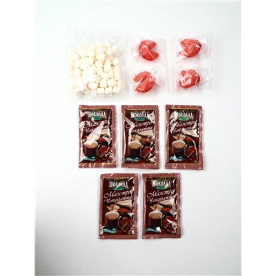 Подарочный набор новогодний «Волшебного года»: горячий шоколад 125 г ( 5 шт. × 25 г)., маршмеллоу 50 г, печенье с предсказаниями 4 шт.