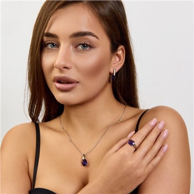 Комплект ювелирной бижутерии коллекция "Дубай" серьги, кулон и кольцо 19 р покрытие посеребрение, вставка: стекло, цвет: фиолетовый, арт.215.538-19