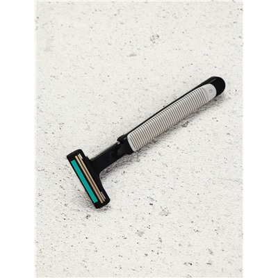 Подарочный набор «Крутой мужик», бритва, 3 станка, гель для бритья, Чистое счастье