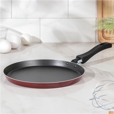 Сковорода блинная «Эксперт», d=22 см, пластиковая ручка, антипригарное покрытие, алюминий, бордовая