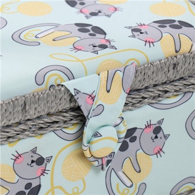 Шкатулка для рукоделия и шитья «Котята на клубка×», хранение ниток, иголок, мелочи, 20×20×11 см